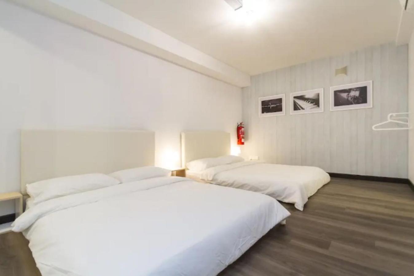 Maritime Suite Holiday Rental II George Town Exteriör bild