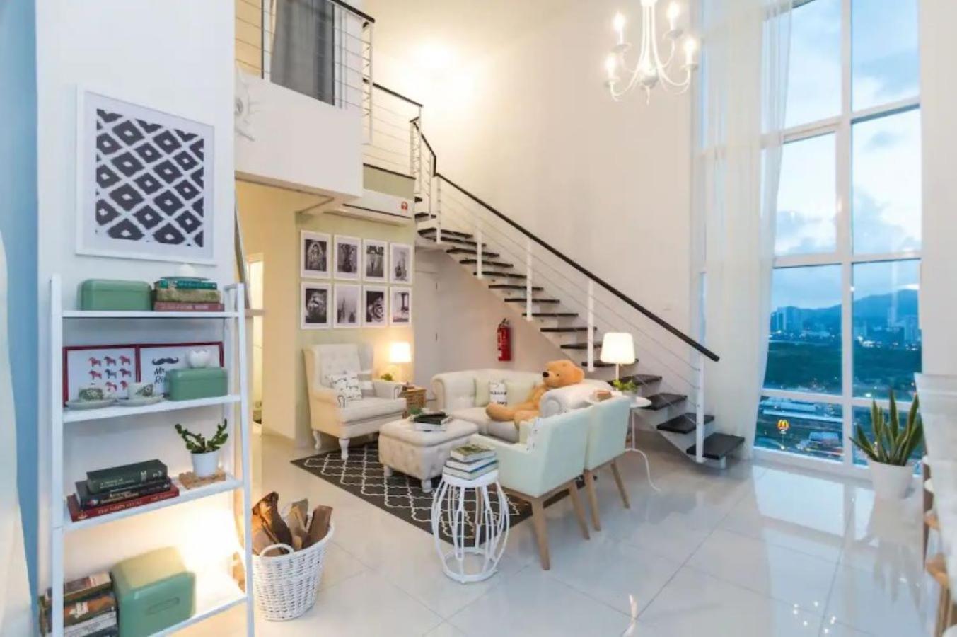 Maritime Suite Holiday Rental II George Town Exteriör bild